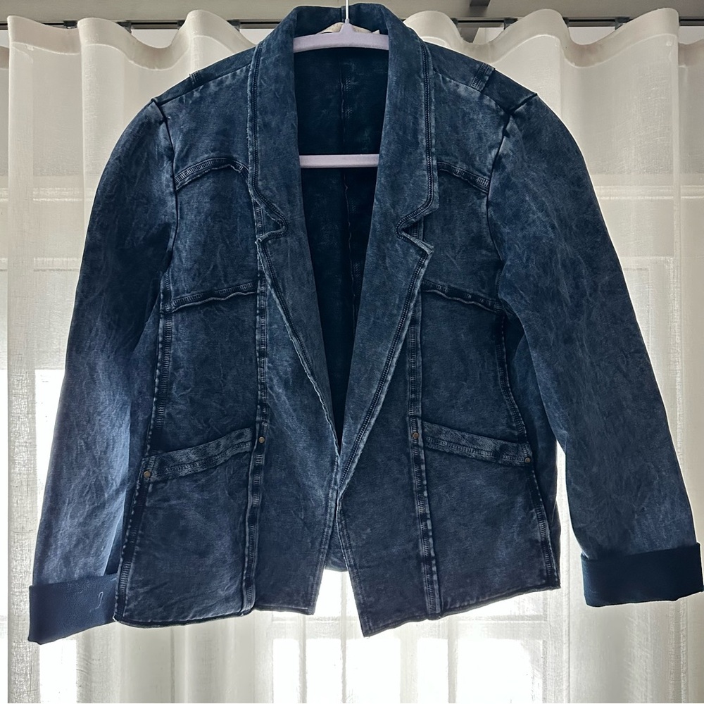 Testimony Los Angeles Dark Blue Faux Denim Women's Jacket Small